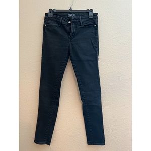 A&F Low Rise Super Skinny Jeans (Size 26 Short)
